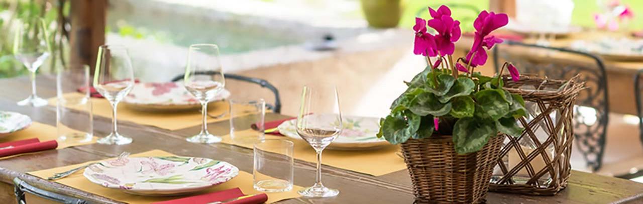 Bondegård med restaurant i Toscana